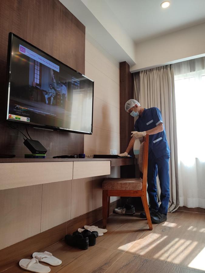 Hotel Rimi International Agartala Kültér fotó